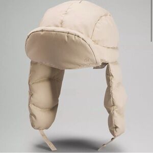 NWT Lululemon Wunder Puff Trapper Hat Trench S/M
